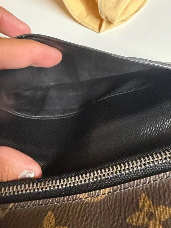 Louis Vuitton Monogram Long Wallet in Brown and Black - Picture 14 of 16